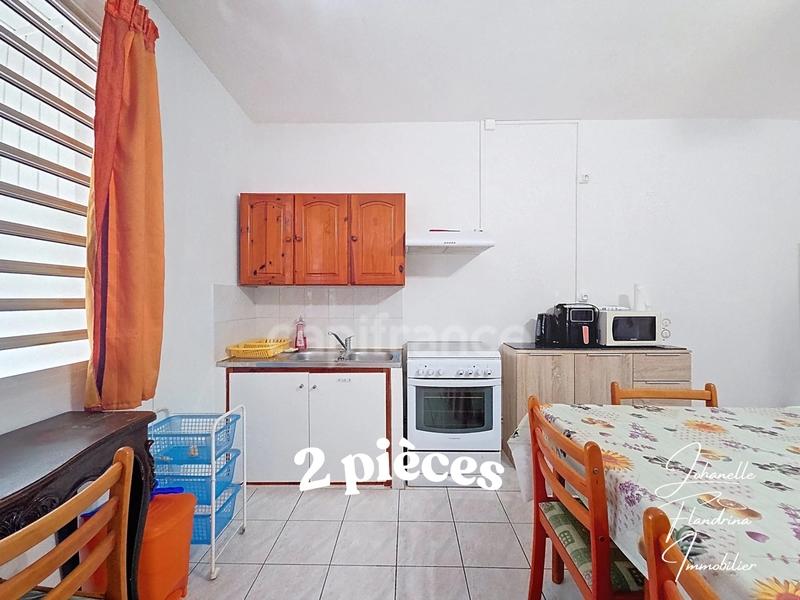 Maison - 184 m² - 9 pièces