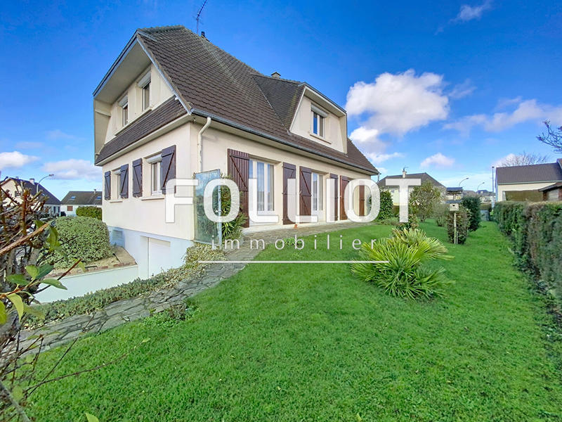 Maison - 151 m² - 8 pièces