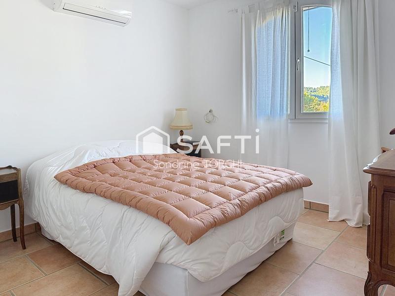 Maison - 111 m² - 5 pièces