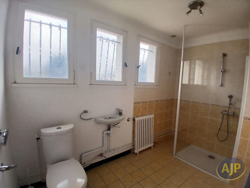 Maison - 123 m² - 6 pièces