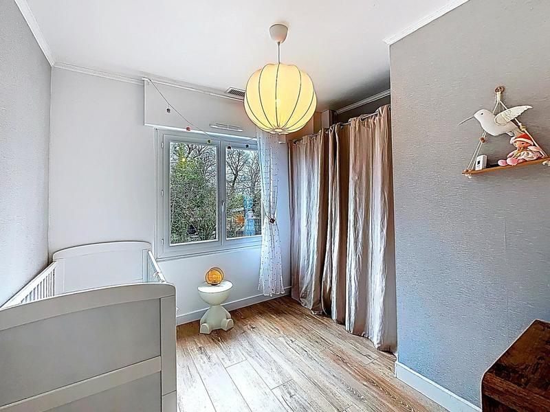 Maison de ville - 90 m² - 5 pièces