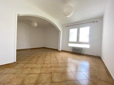 Appartement - 89 m² - 4 pièces