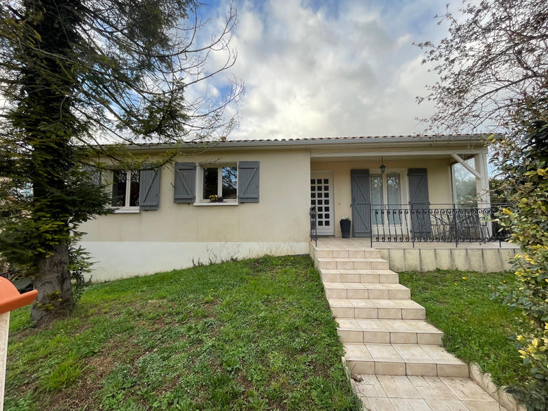 Maison - 98 m² - 4 pièces