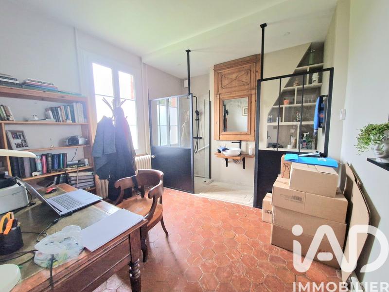 Maison - 157 m² - 9 pièces