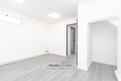 Bureau - 13 m² - 1 pièce