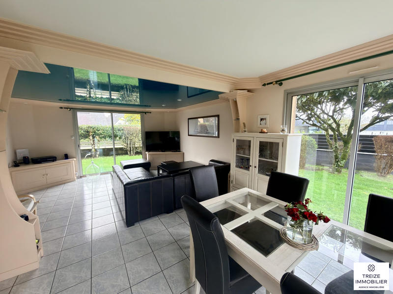 Maison traditionnelle - 97 m² - 5 pièces