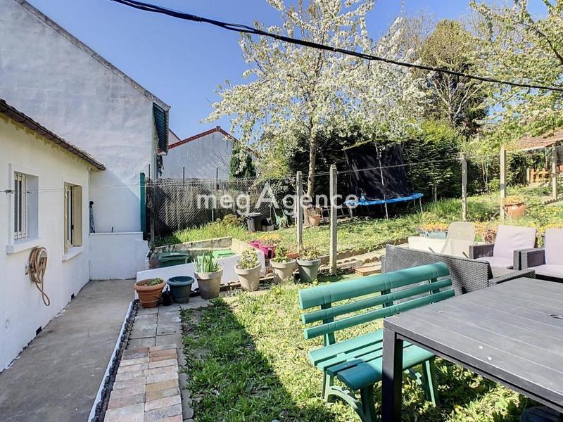 Maison - 64 m² - 3 pièces