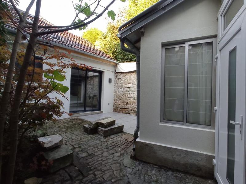 Atelier d'activités - 40 m² - 2 pièces