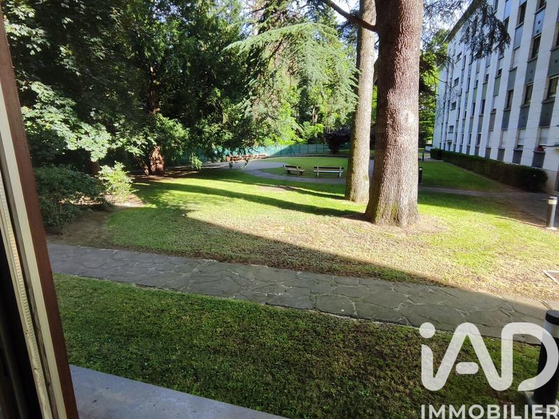 Appartement - 102 m² - 5 pièces