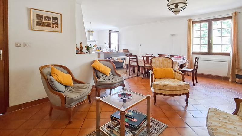 Maison - 165 m² - 6 pièces