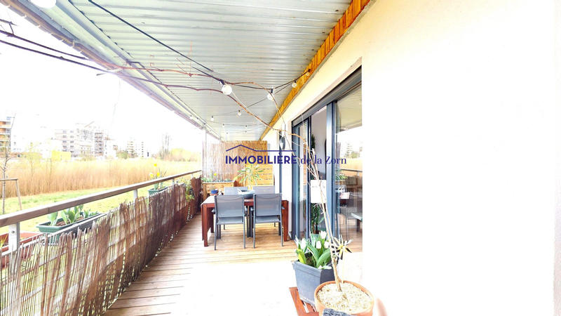 Appartement - 80 m² - 4 pièces