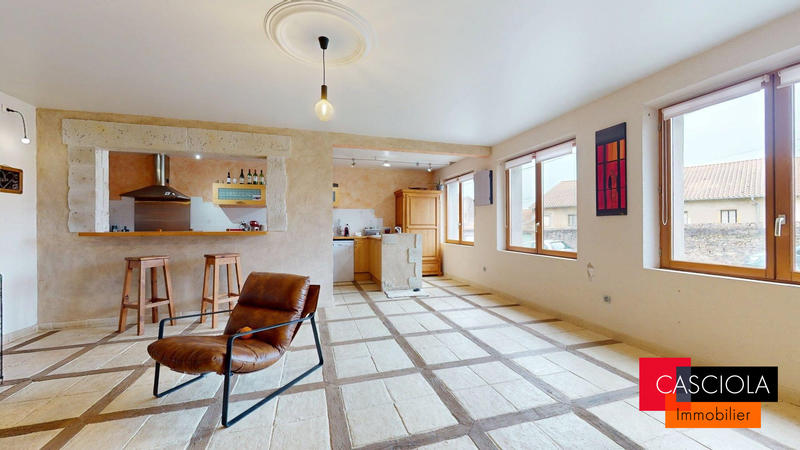 Maison - 200 m² - 5 pièces