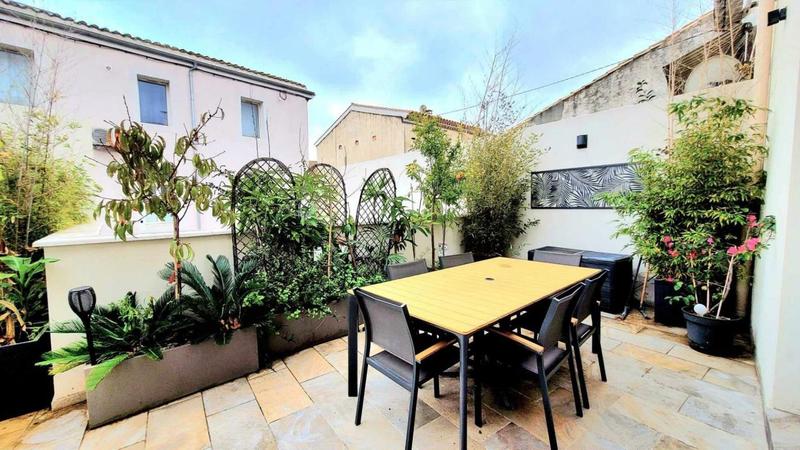 Maison - 196 m² - 6 pièces