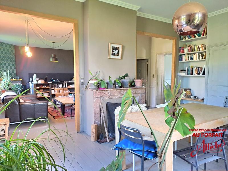 Maison - 283 m² - 6 pièces