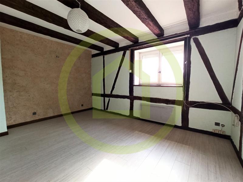 Maison - 96 m² - 5 pièces