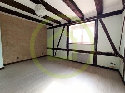 Maison - 96 m² - 5 pièces