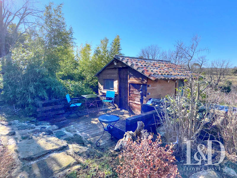 Mas - 250 m² - 9 pièces