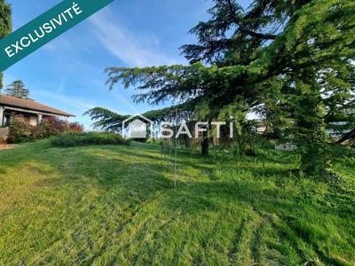 Maison - 195 m² - 7 pièces