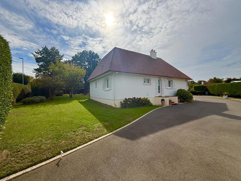 Maison - 160 m² - 7 pièces