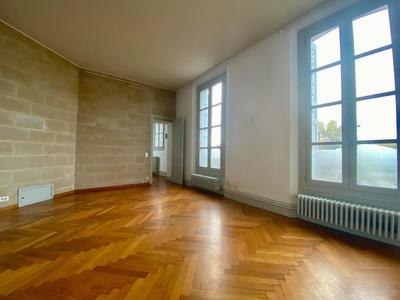 Appartement - 167 m² - 4 pièces