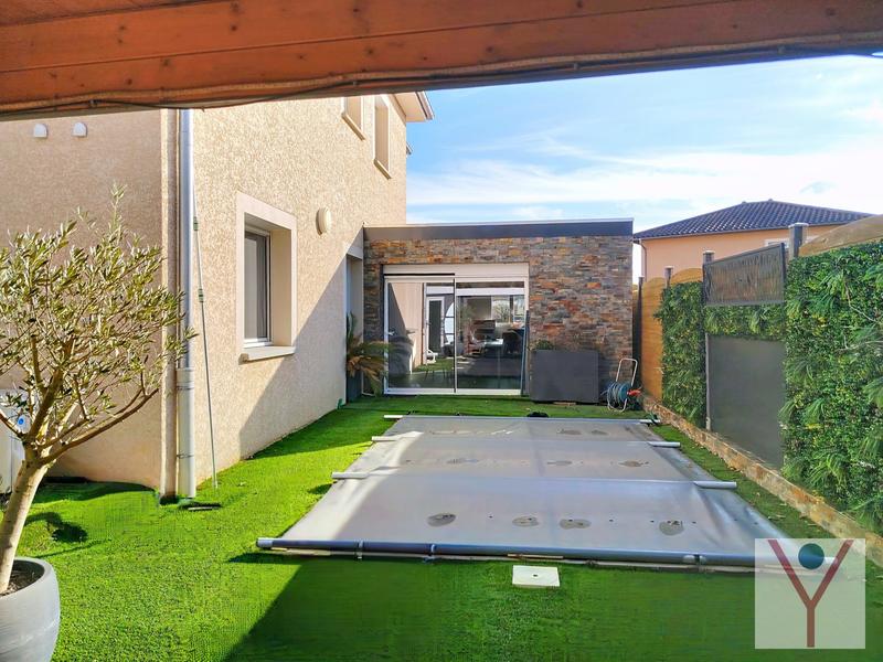 Appartement - 103 m² - 5 pièces