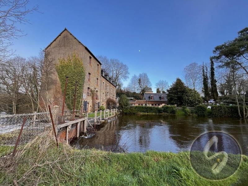 Moulin - 616 m² - 19 pièces