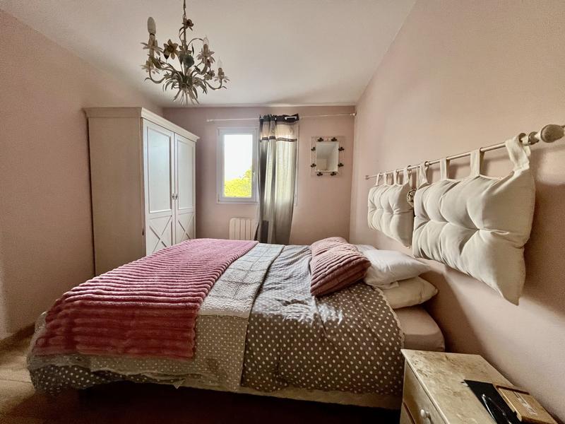 Maison traditionnelle - 170 m² - 6 pièces