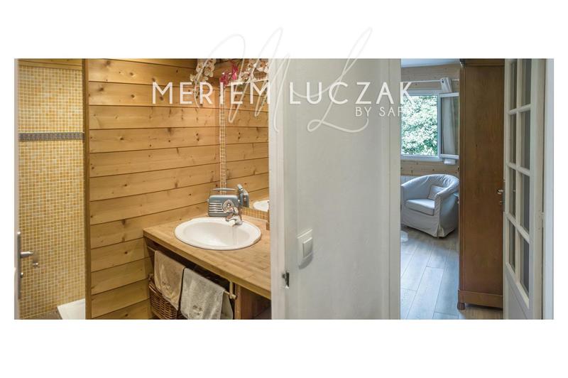 Maison - 222 m² - 8 pièces