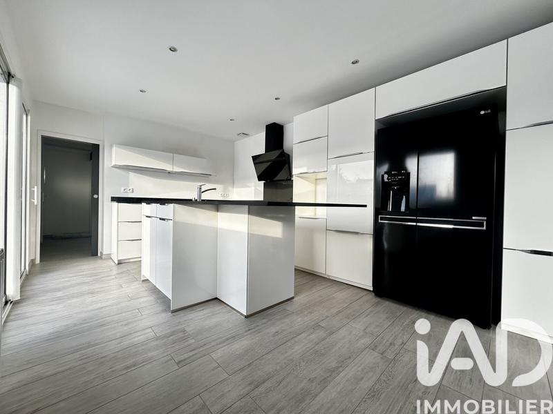 Maison - 126 m² - 5 pièces