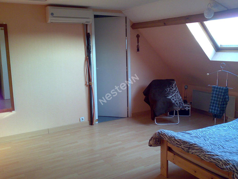 Local commercial - 150 m² - 5 pièces