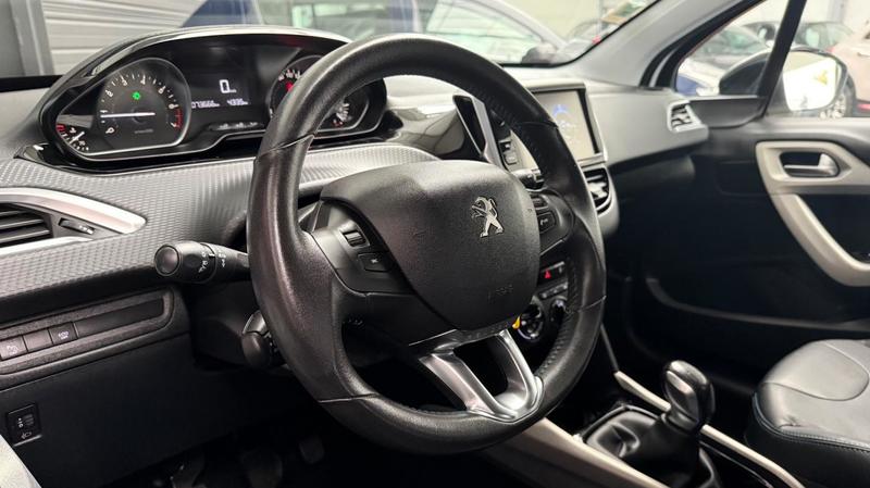 Peugeot 2008 1.2 110 Cross Urban / 2eme Main Distri Neuve