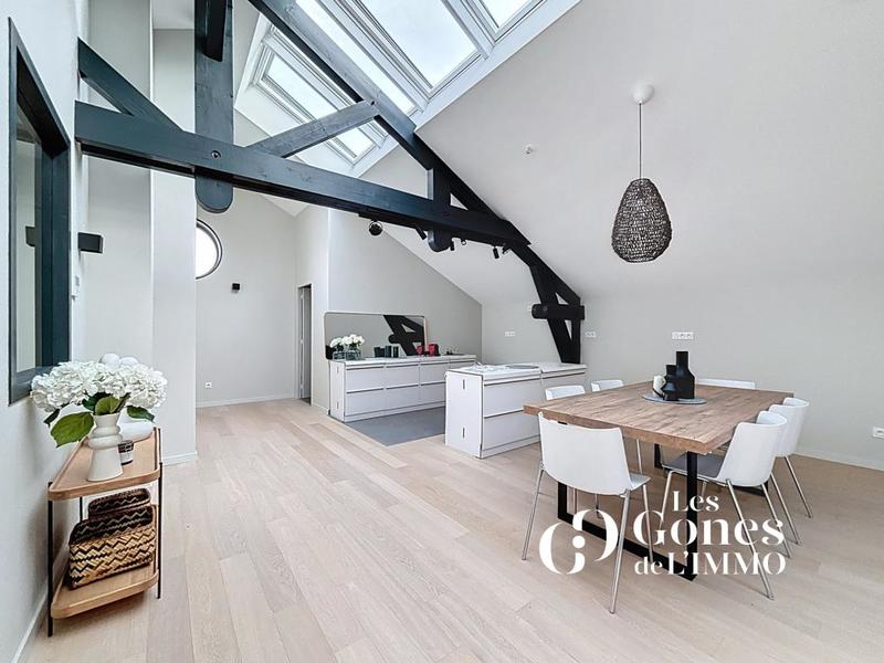 Loft - 113 m² - 4 pièces