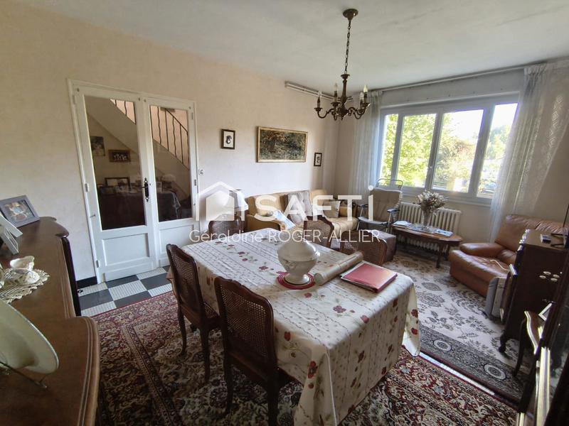 Maison - 101 m² - 5 pièces