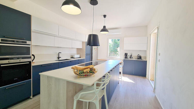 Maison - 175 m² - 7 pièces