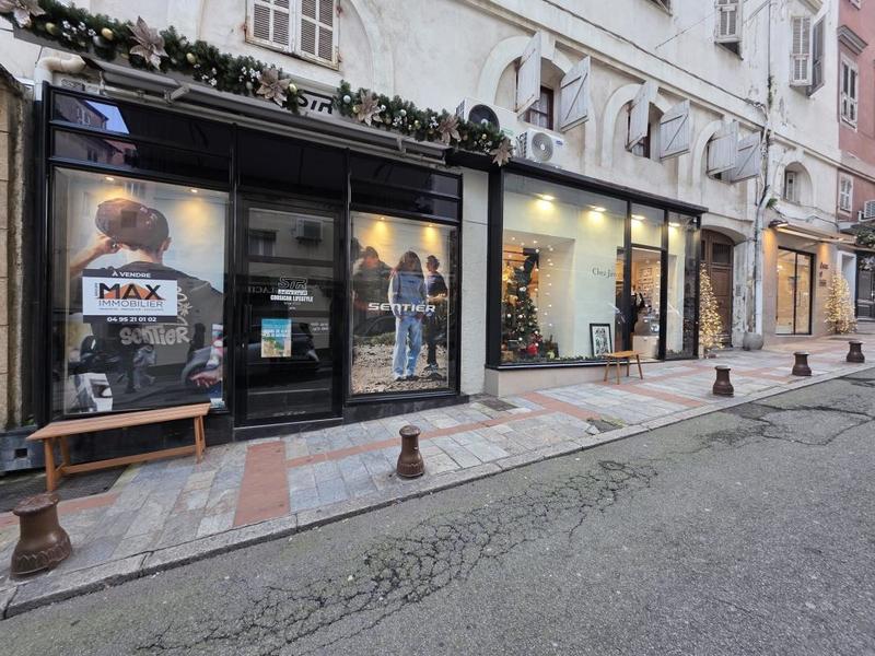 Local commercial - 23 m² - 2 pièces