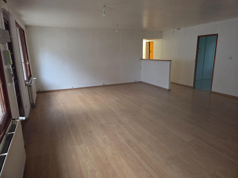 Maison - 173 m² - 9 pièces