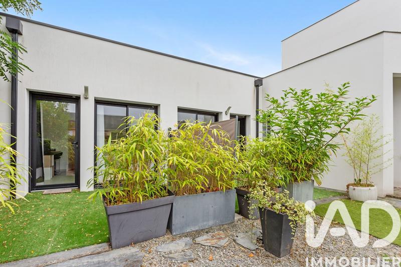 Maison de maîtres - 212 m² - 7 pièces