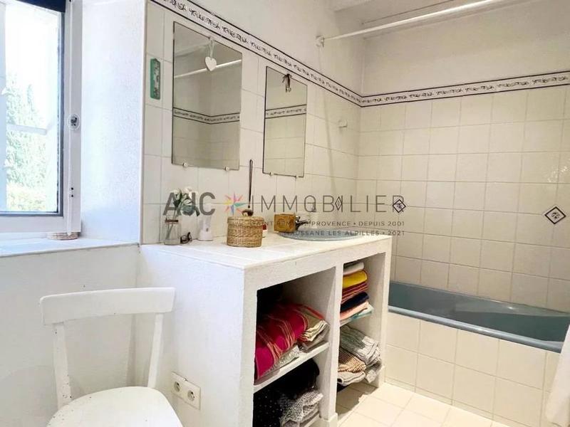 Mas - 253 m² - 8 pièces