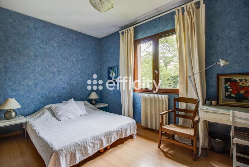 Maison - 141 m² - 7 pièces