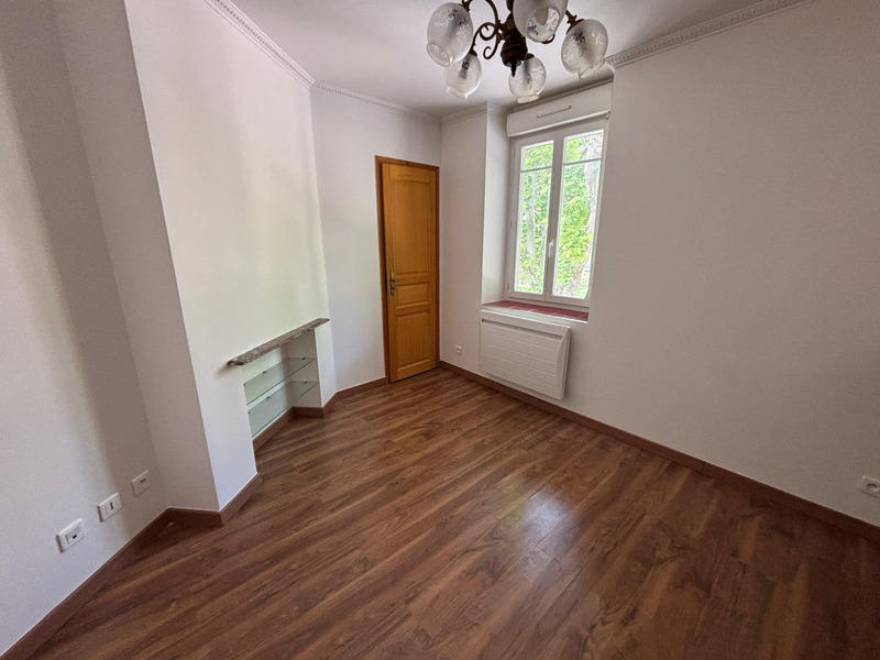 Appartement ancien - 32 m² - 2 pièces