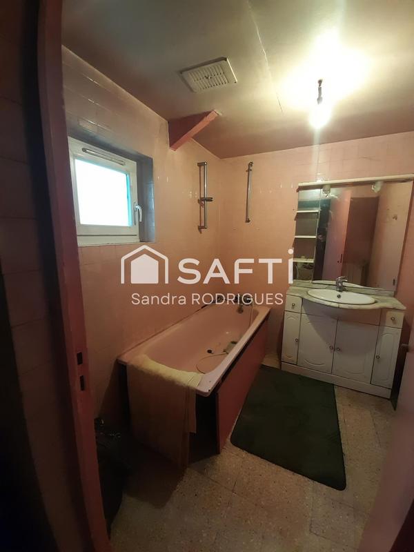 Maison - 104 m² - 4 pièces