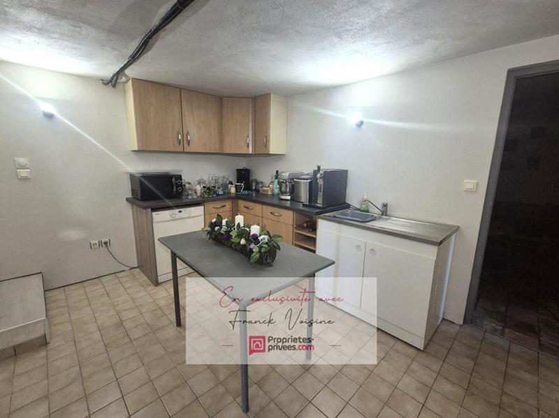 Maison - 193 m² - 6 pièces