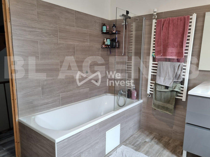 Maison - 162 m² - 7 pièces