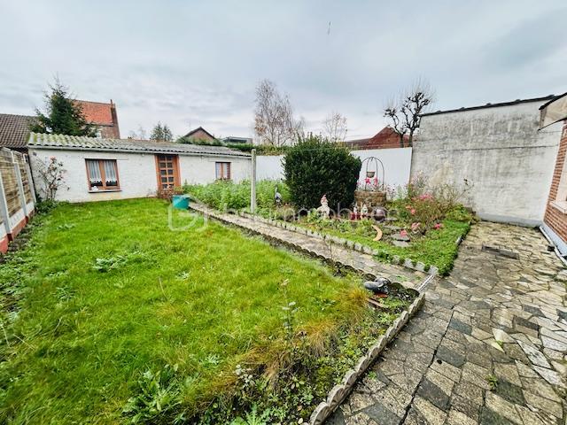 Maison de ville - 110 m² - 8 pièces