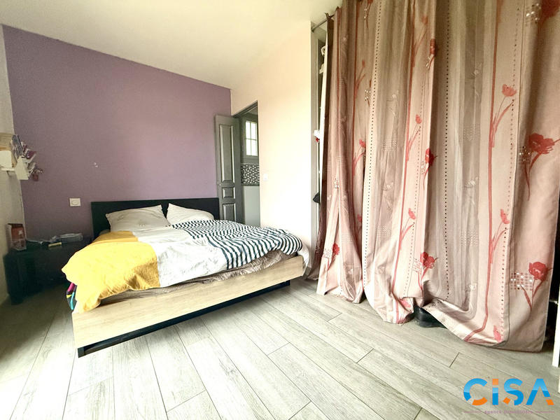 Maison - 195 m² - 7 pièces