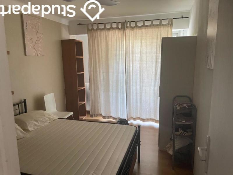 Chambre - 15 m² - 1 pièce