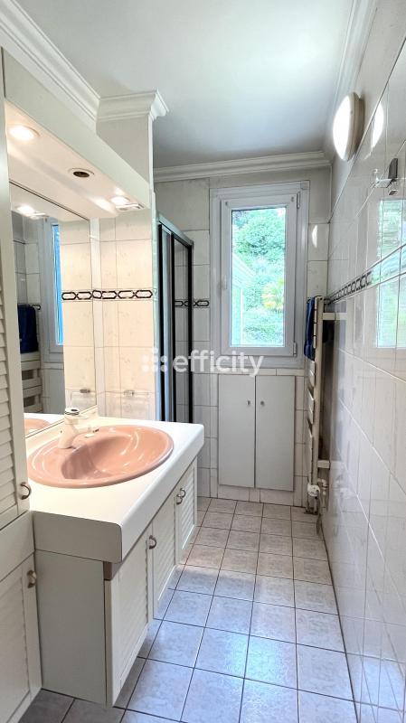 Maison - 141 m² - 6 pièces