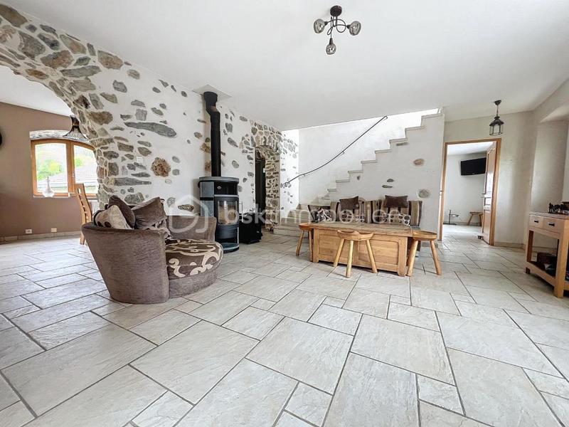 Maison en pierre - 160 m² - 6 pièces