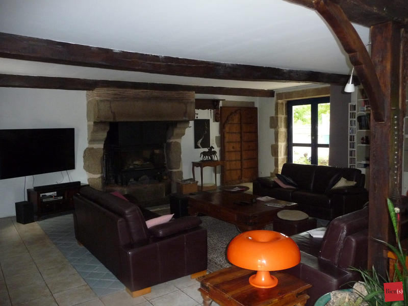 Maison ancienne - 476 m² - 13 pièces