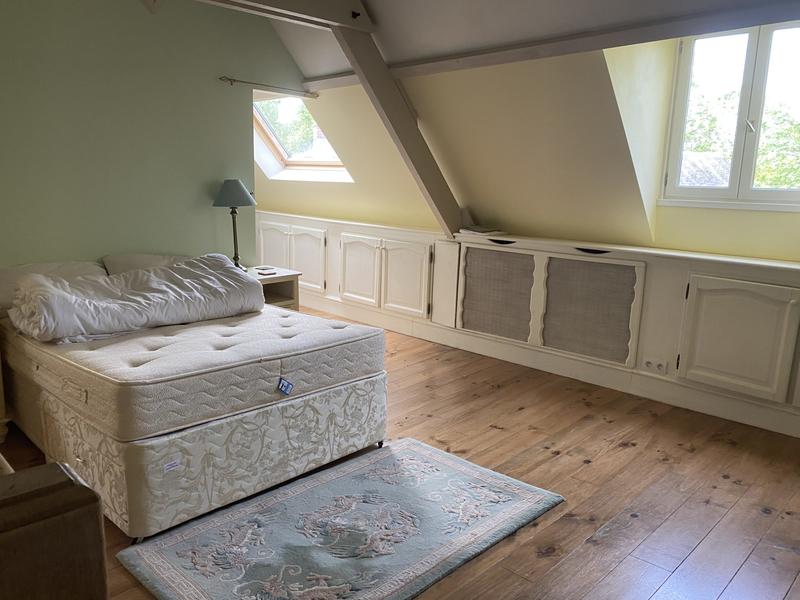 Maison - 167 m² - 8 pièces